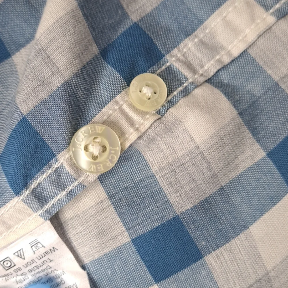 J. Crew Men's Shirt Button-up Blue Cream Business Casual Long Slv Lightweight L